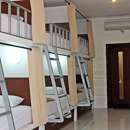Mirah Hostel Legian  Bagian luar foto