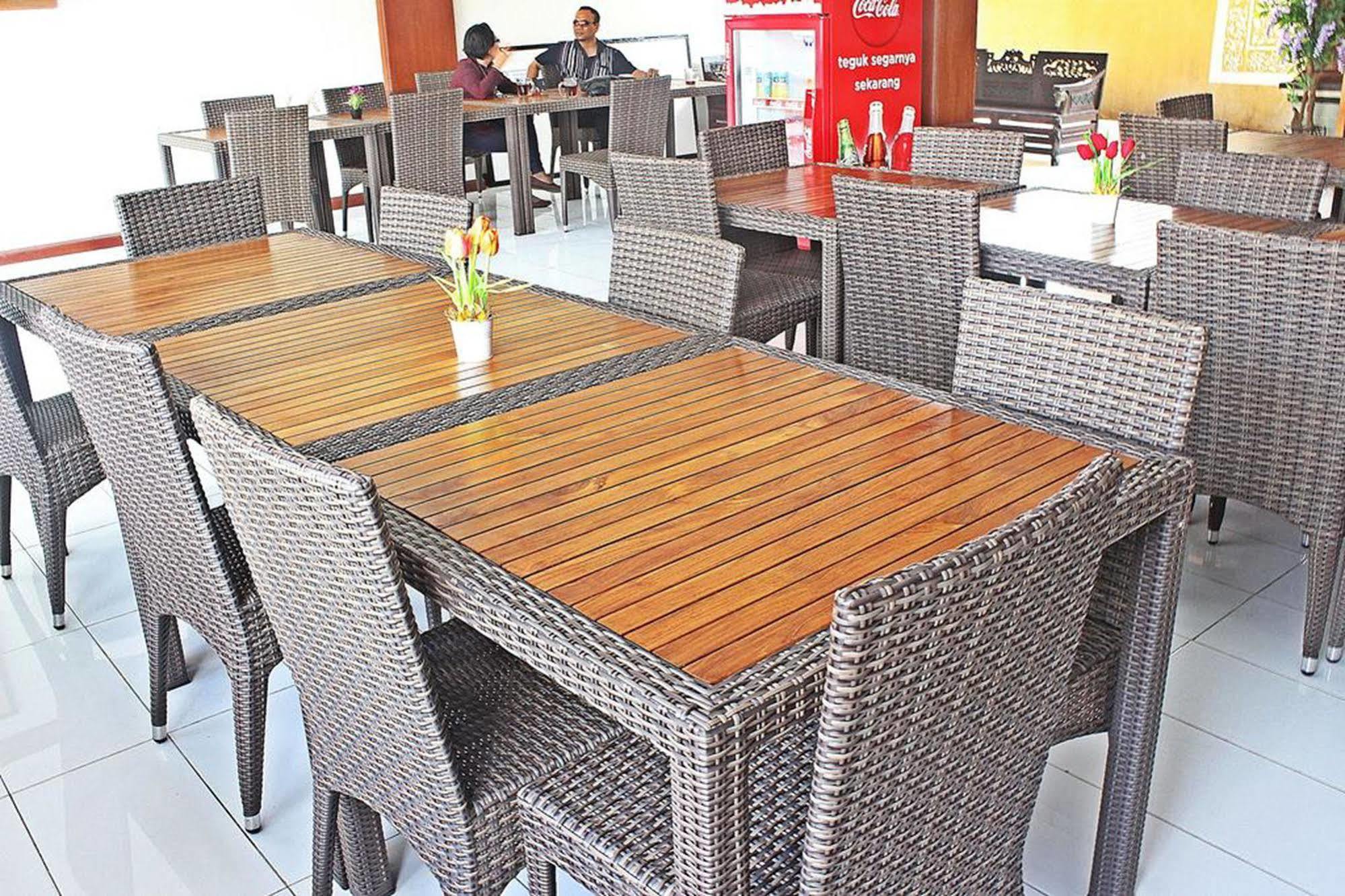 Mirah Hostel Legian  Bagian luar foto